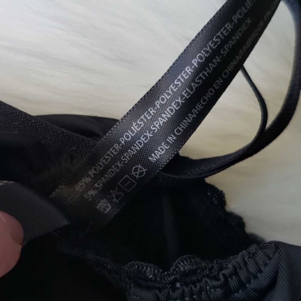 Urban Outfitters Butterfly Applique Bra - Picture 10 of 10